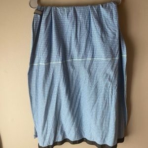 Lululemon customizable snap scarf